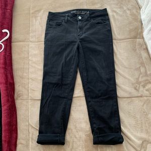 AEO Black High Rise Jegging Cropped